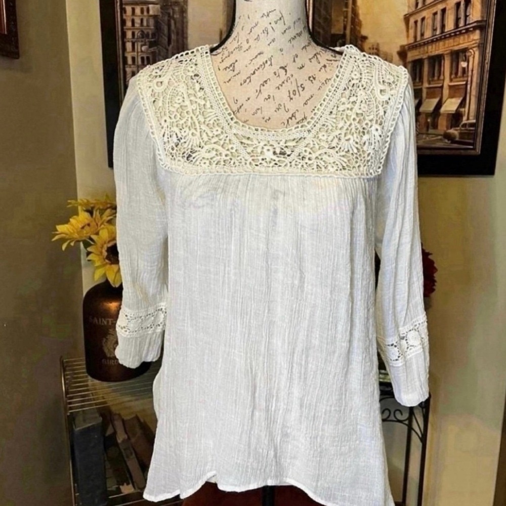 Jolt Crocheted Blouse